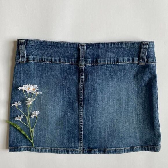 SOLD - Picture 2 of 8